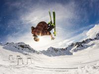 IM电竞博彩-文班亚马扛起全队，火箭强势拿下热火，新星崛起与团队力量的完美结合