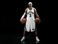 IM竞技-硬仗之王保罗率广厦队争冠战出魔术，破茧成蝶终显王者本色