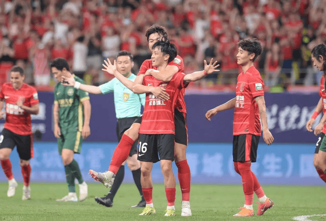 关于国内足球赛事火爆进行,球队实力逐步凸显的信息 关于国内足球赛事火爆进行,球队实力逐步凸显的信息