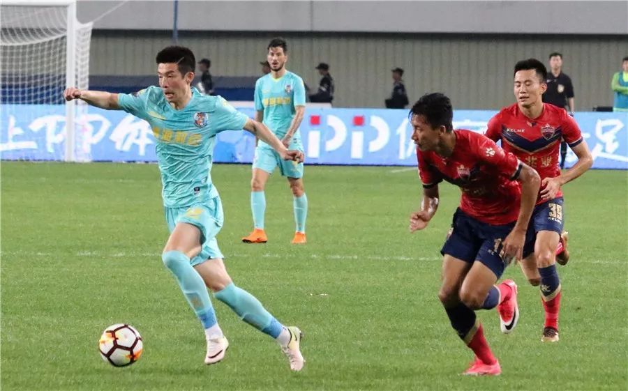 青岛黄海客场遭遇惨败,需调整状态的简单介绍 青岛黄海客场遭遇惨败,需调整状态的简单介绍