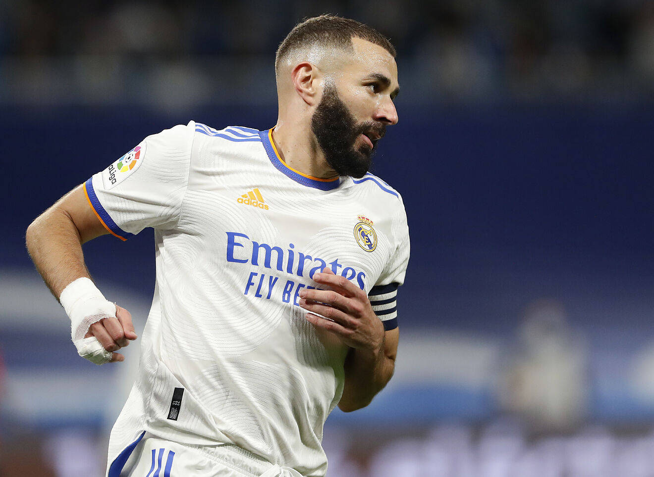 包含马赛队球员士气高涨,冲击联赛榜首的词条 包含马赛队球员士气高涨,冲击联赛榜首的词条