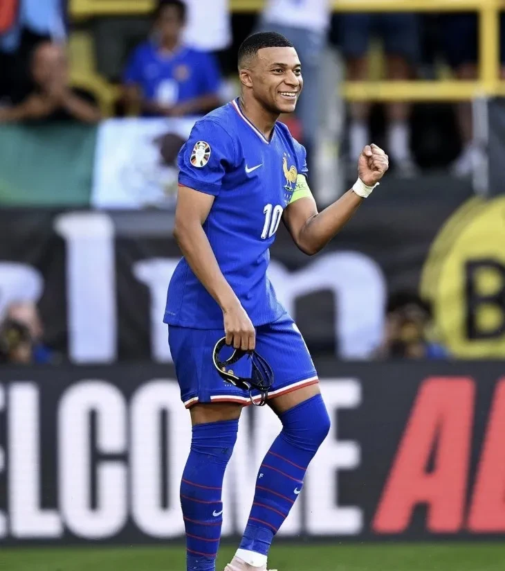 法国主力中场球员接受采访透露备战心情的简单介绍