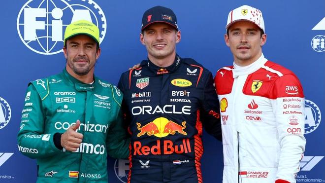 红牛车队鏖战哈斯车队，阿隆索惊艳四座的简单介绍