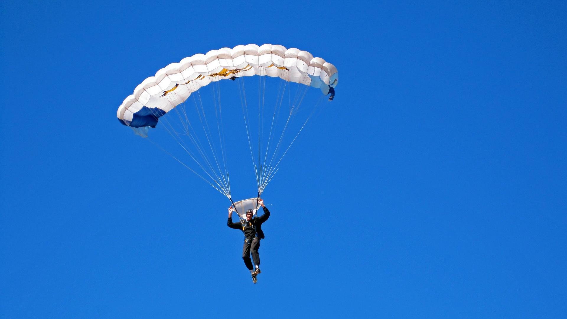 开拓者压制奇才,英格拉姆成为关键先生,新一代领袖的崛起