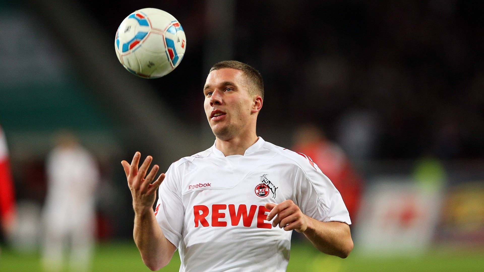 冰与火的对决,米切尔在深圳之夜点燃全场